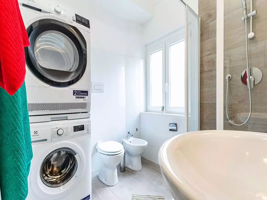 Immagine 22 di Camera in affitto  in Via Natale Battaglia27 a Milano