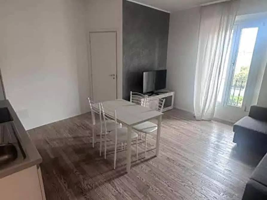 Immagine 13 di Appartamento in affitto  in Via Macedonio Melloni4 a Milano