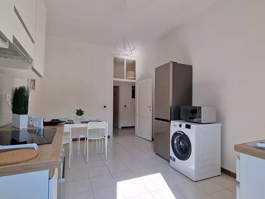 Immagine 12 di Camera in affitto  in Via Ostiense353 a Roma