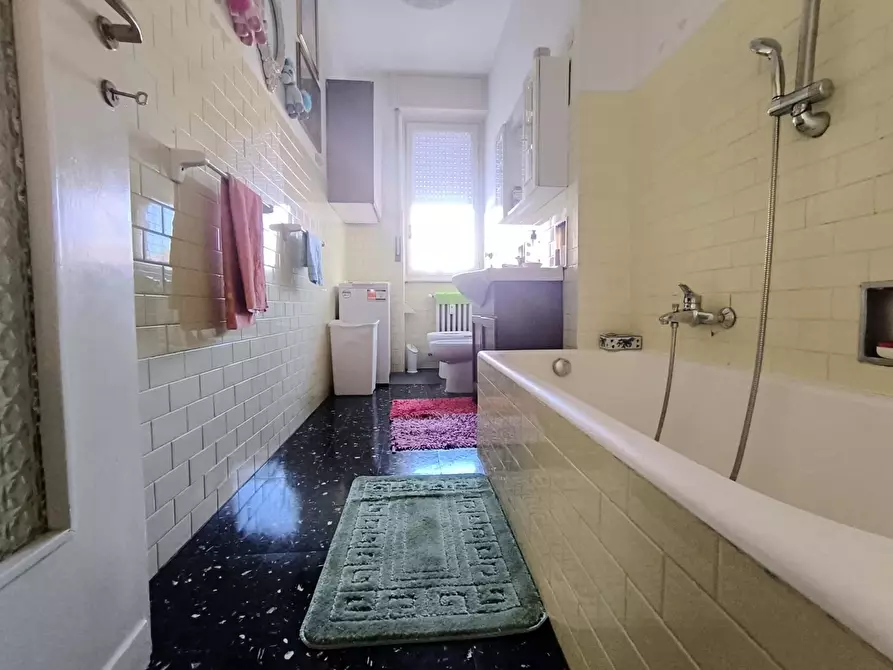 Immagine 57 di Camera in affitto  in Largo Tel Aviv5 a Milano