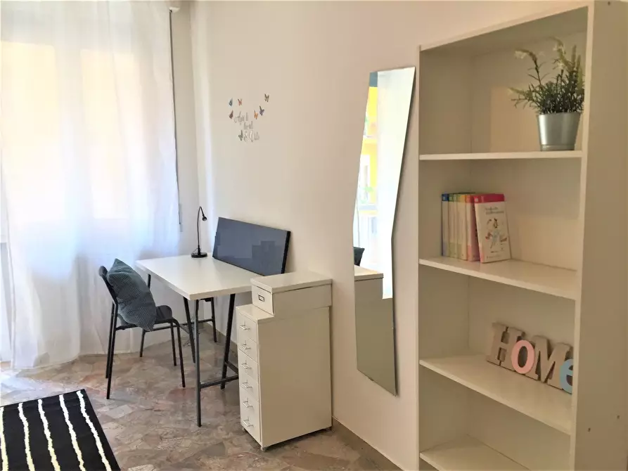 Immagine 3 di Camera in affitto  in Via Quintino Sella44 a Firenze