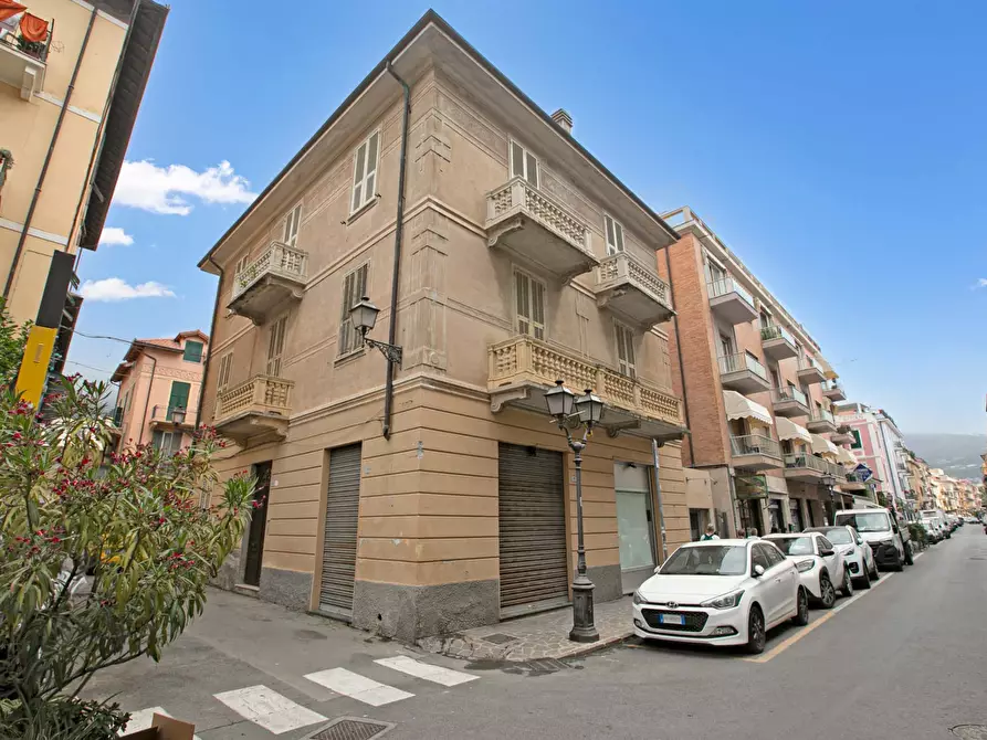 Immagine 9 di Appartamento in affitto  in Corso Dante Alighieri151 a Alassio