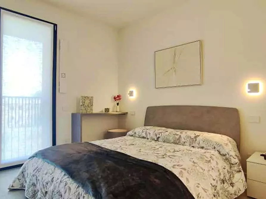 Immagine 2 di Camera in affitto  in Via Cefalonia a Milano