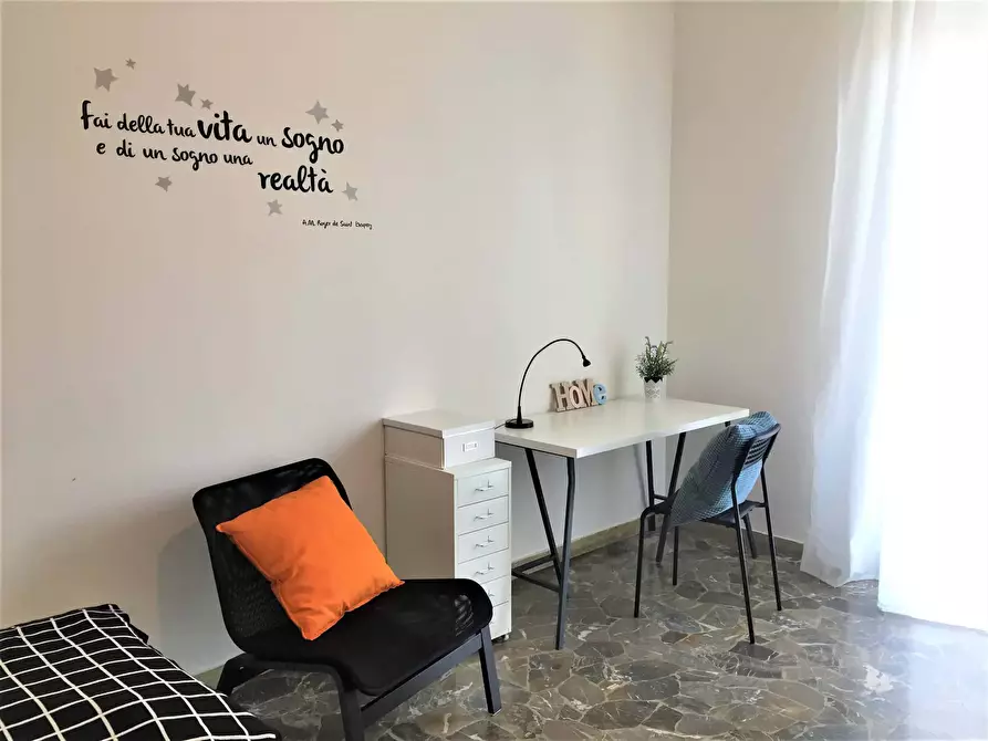 Immagine 4 di Camera in affitto  in Via Quintino Sella44 a Firenze