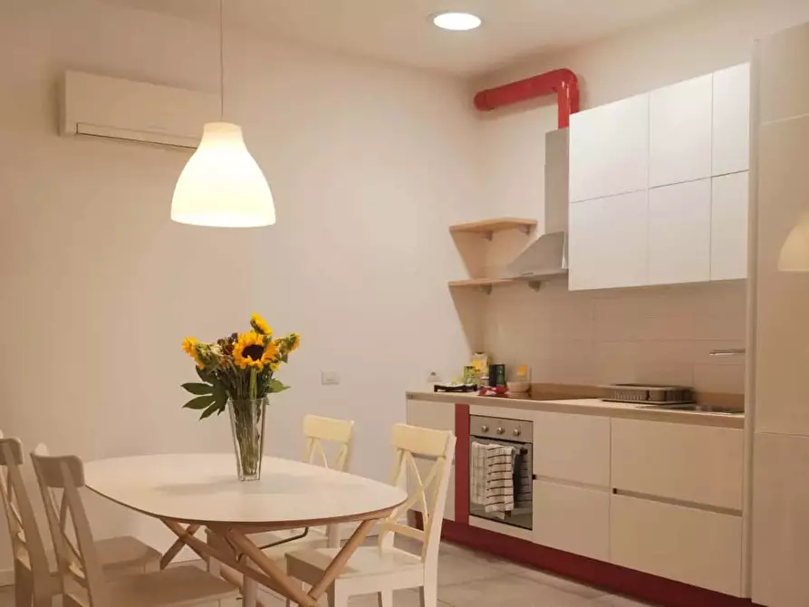 Immagine 26 di Appartamento in affitto  in Via Ampola9 a Milano