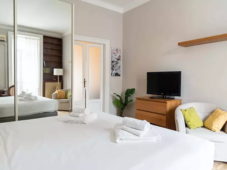 Immagine 6 di Appartamento in affitto  in Via Donatello32 a Milano