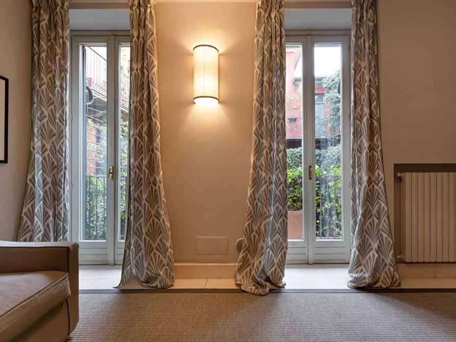 Immagine 11 di Appartamento in affitto  in Viale Elvezia6 a Milano