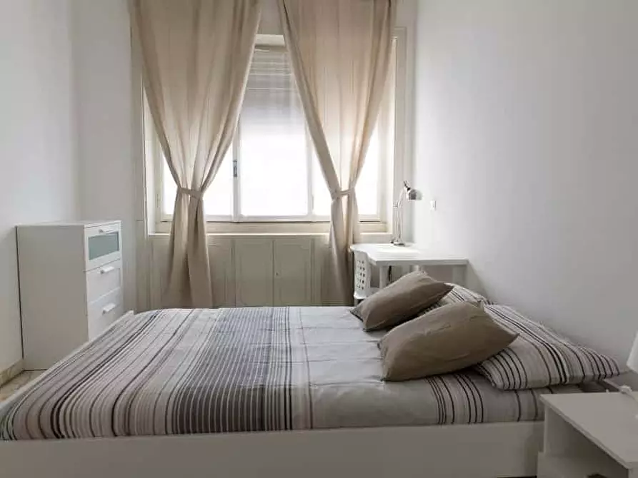 Immagine 1 di Camera in affitto  in Viale Piceno36 a Milano