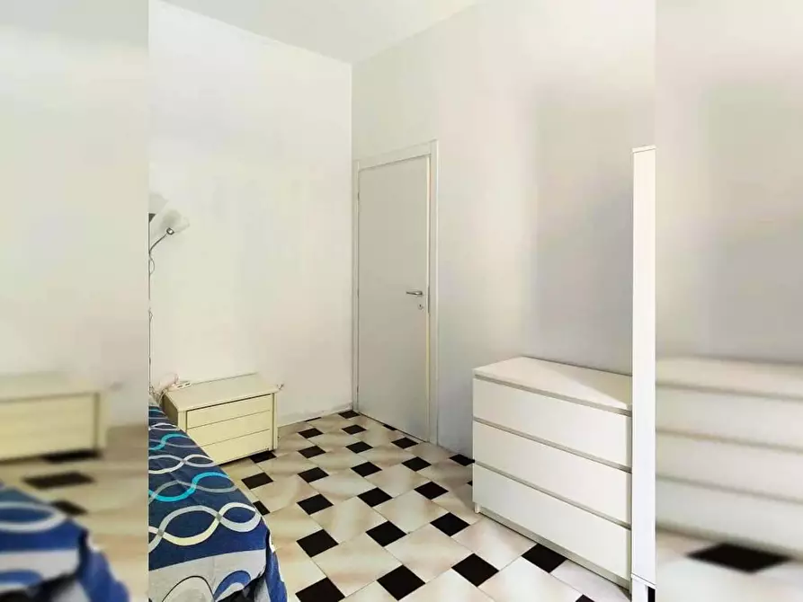 Immagine 4 di Camera in affitto  in Via Monzambano a Milano