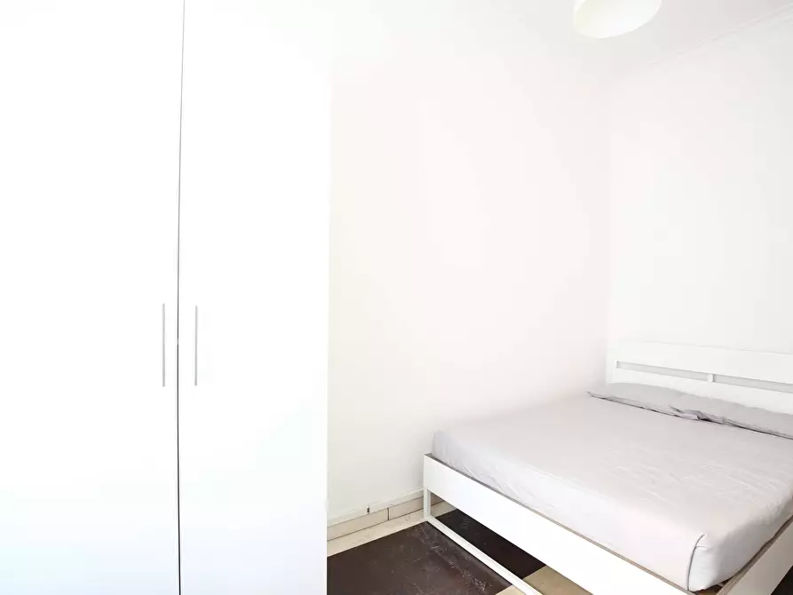 Immagine 3 di Camera in affitto  in Via Raimondo Franchetti3 a Milano