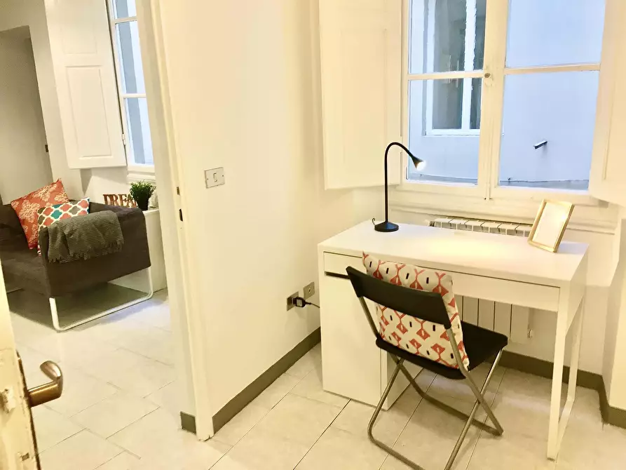 Immagine 6 di Camera in affitto  in Via del Ponte Rosso13 a Firenze