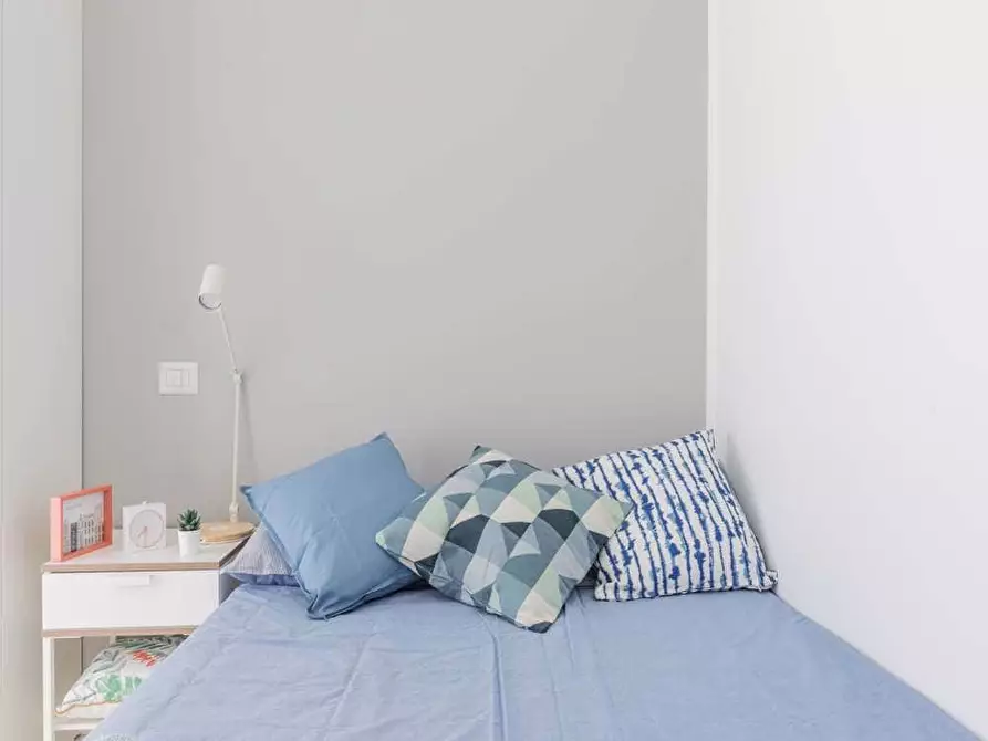 Immagine 10 di Camera in affitto  in Viale Bligny28 a Milano