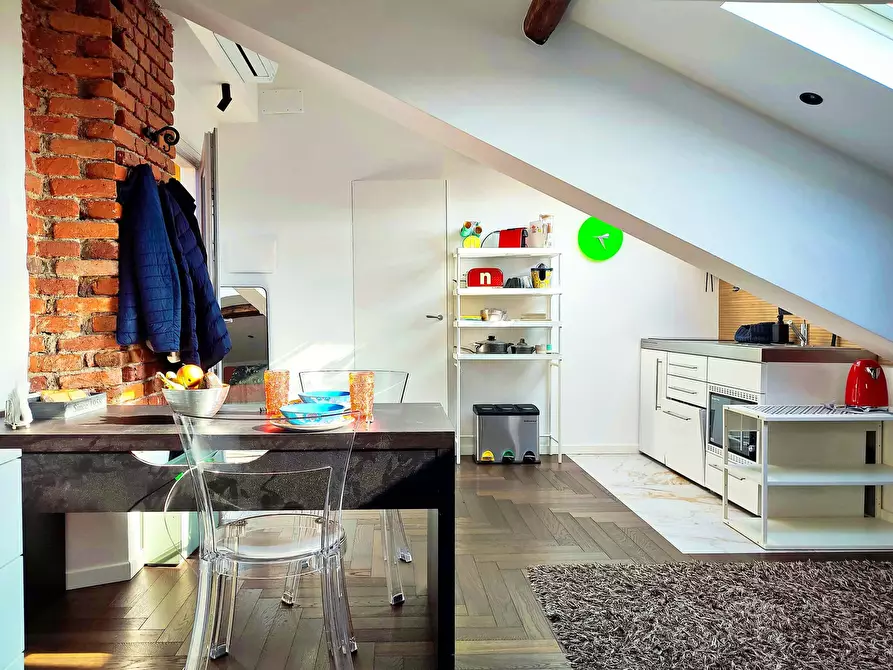 Immagine 6 di Appartamento in affitto  in Via Giosuè Carducci a Milano