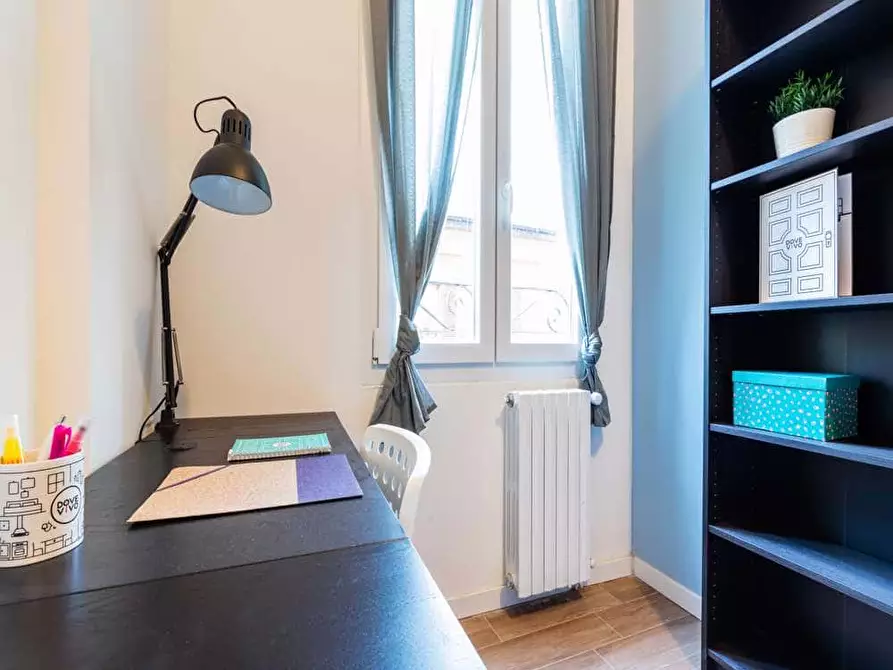 Immagine 3 di Camera in affitto  in Viale Alfredo Oriani26 a Bologna