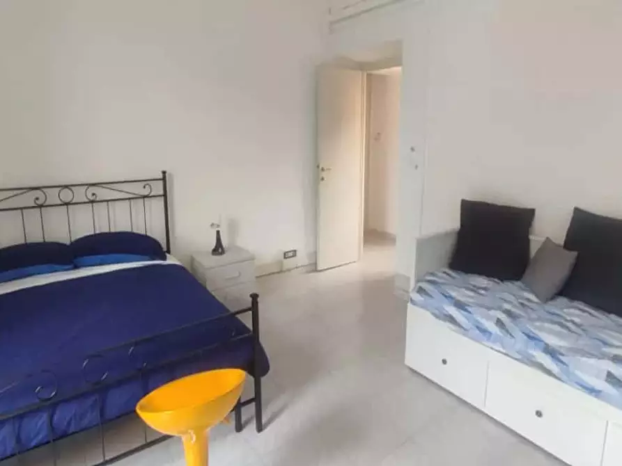 Immagine 1 di Camera in affitto  in Largo Vercelli10 a Roma