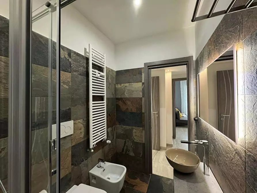 Immagine 13 di Appartamento in affitto  in Via Camillo Peano14 a Roma