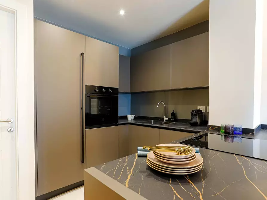 Immagine 5 di Appartamento in affitto  in Via Archimede83 a Milano