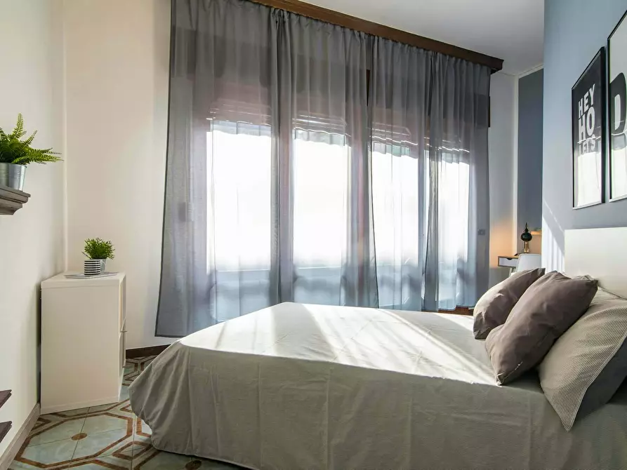 Immagine 3 di Camera in affitto  in Via Silvio Trentin a Venezia