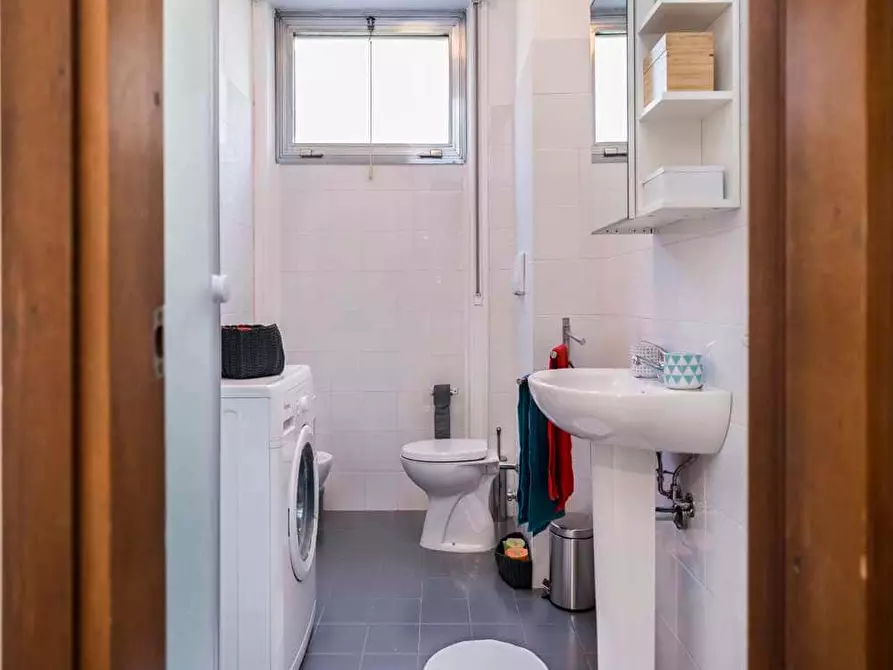 Immagine 14 di Camera in affitto  in Via Giuseppe Frua16 a Milano