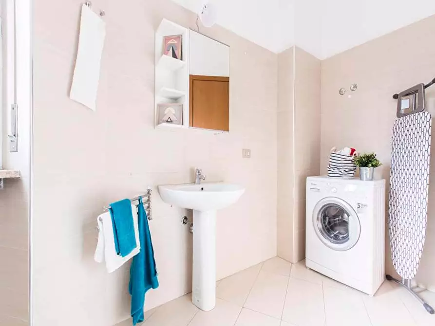 Immagine 22 di Camera in affitto  in Via Privata Moncalvo31 a Milano