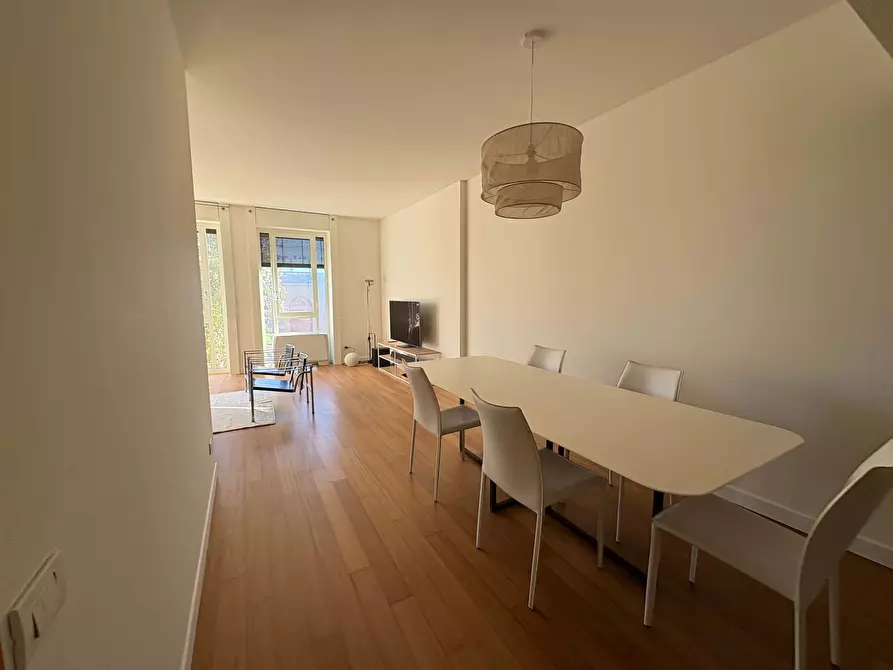 Immagine 3 di Appartamento in affitto  in Viale Elvezia12 a Milano