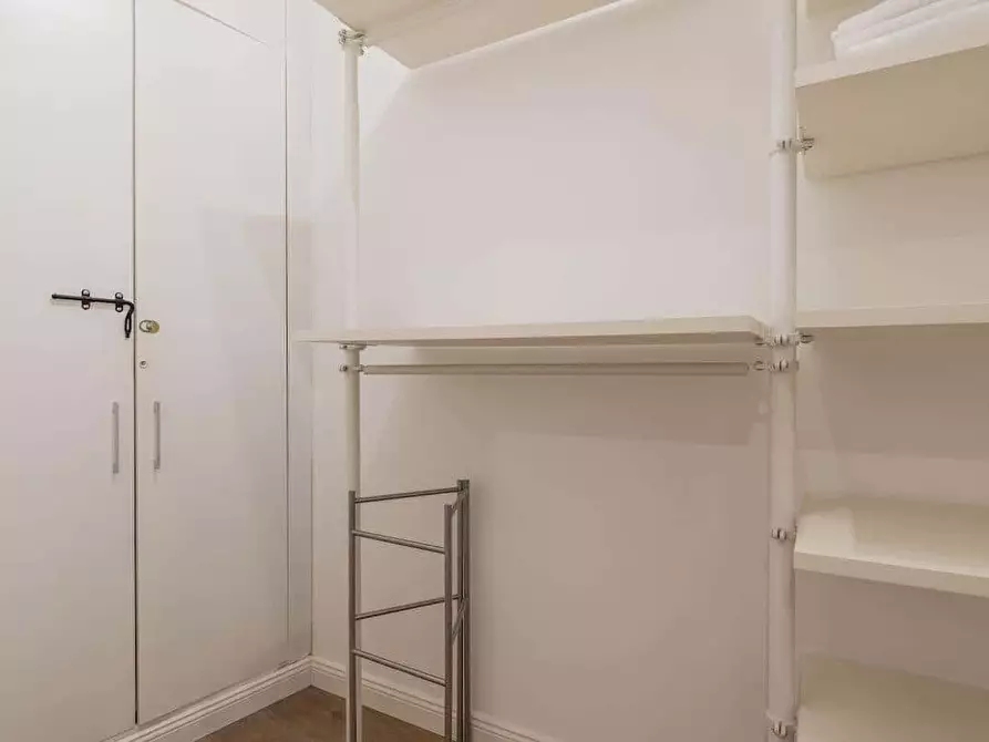 Immagine 6 di Appartamento in affitto  in Via Pomezia8 a Roma