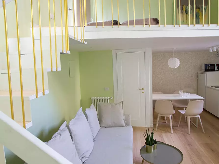 Immagine 9 di Appartamento in affitto  in Via Gaetano de Castillia24 a Milano