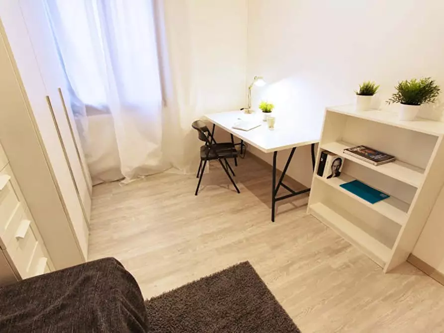 Immagine 8 di Camera in affitto  in Via Bissuola120 a Venezia