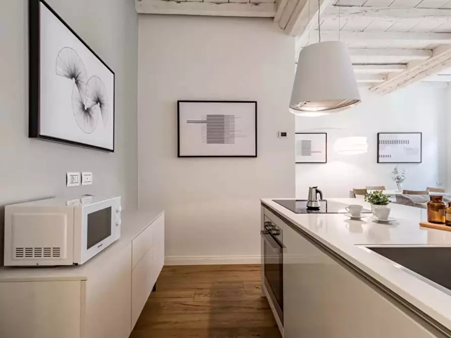 Immagine 12 di Appartamento in affitto  in Via Santa Maria Fulcorina a Milano