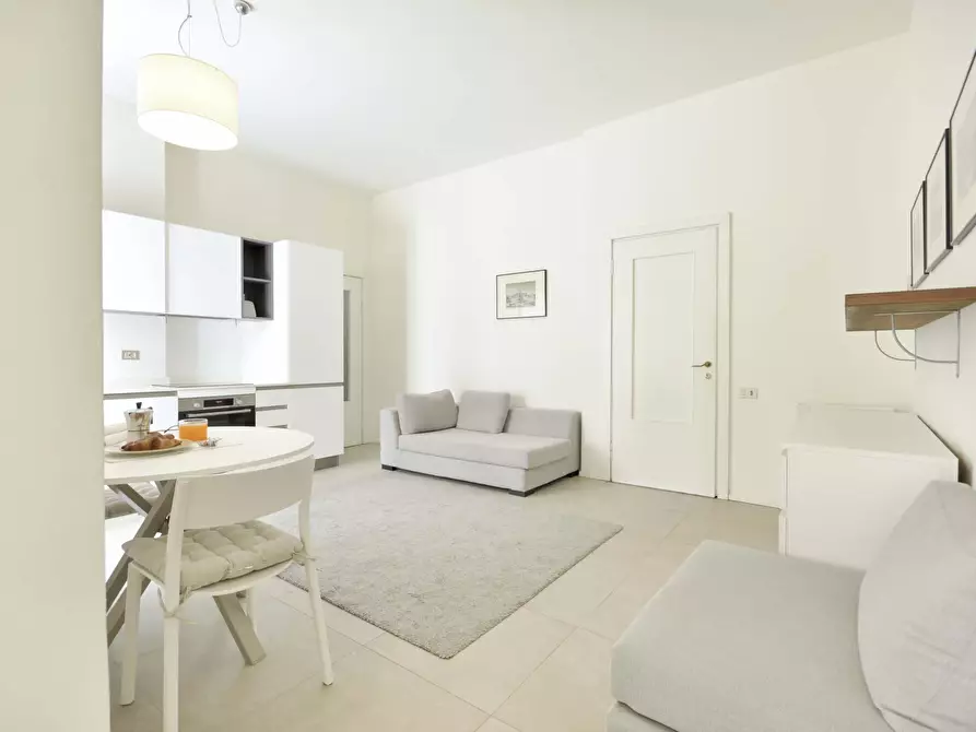 Immagine 1 di Appartamento in affitto  in Via Vincenzo Monti55 a Milano