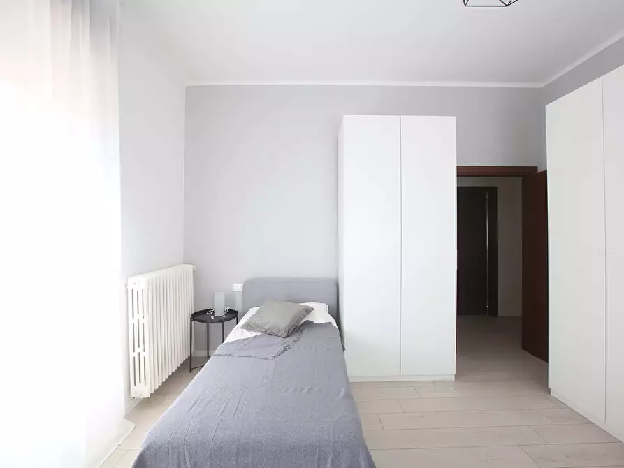 Immagine 5 di Camera in affitto  in Via Giuseppe Soli9 a Modena