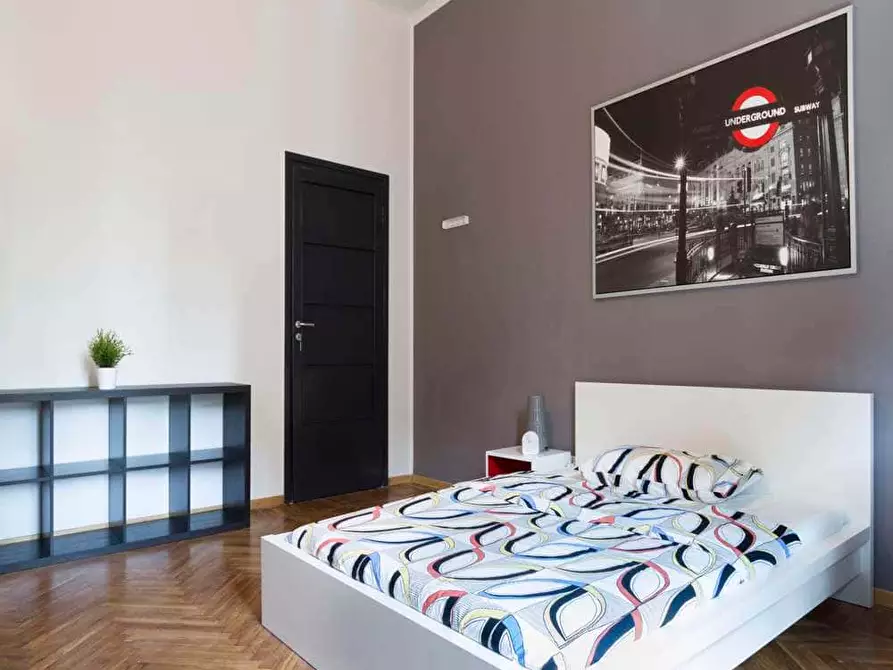 Immagine 10 di Camera in affitto  in Via Temistocle Calzecchi15 a Milano