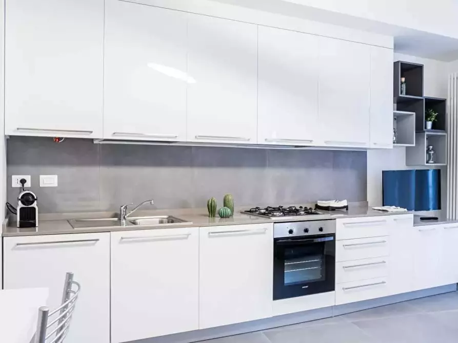 Immagine 33 di Appartamento in affitto  in Via San Gerolamo Emiliani1 a Milano