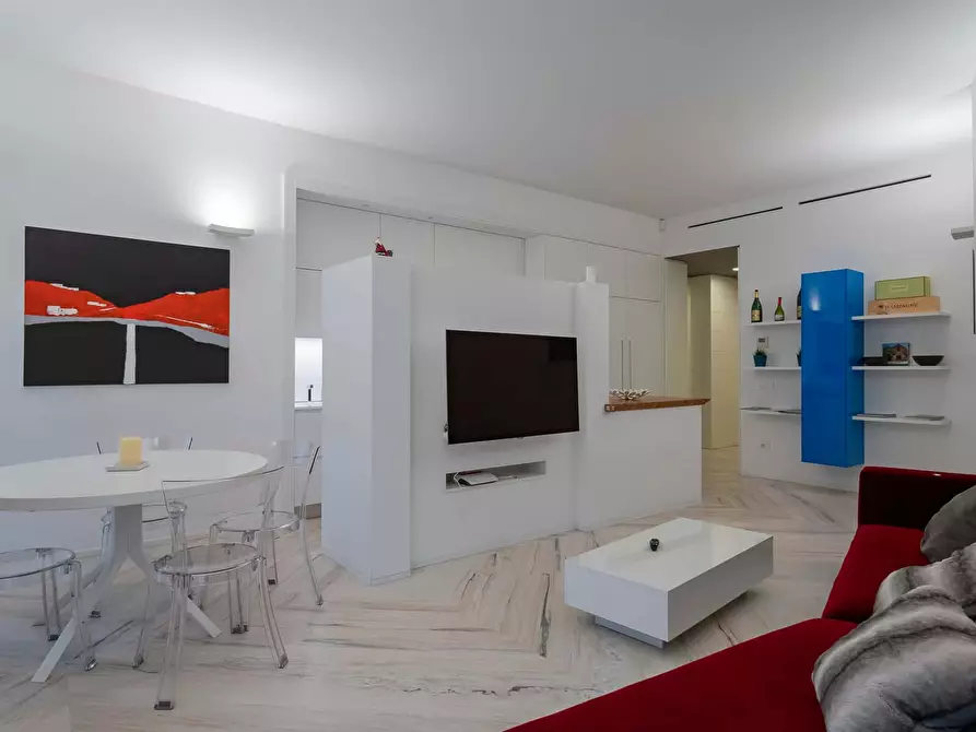 Immagine 8 di Appartamento in affitto  in Corso Europa10 a Milano