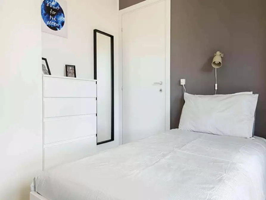 Immagine 7 di Camera in affitto  in Via delle Ande8 a Milano