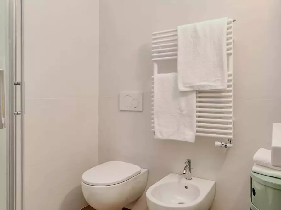 Immagine 13 di Appartamento in affitto  in Corso di Porta Nuova52a a Milano