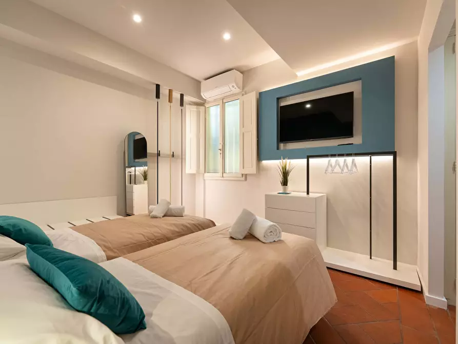 Immagine 11 di Appartamento in affitto  in Via della Vigna Nuova a Firenze