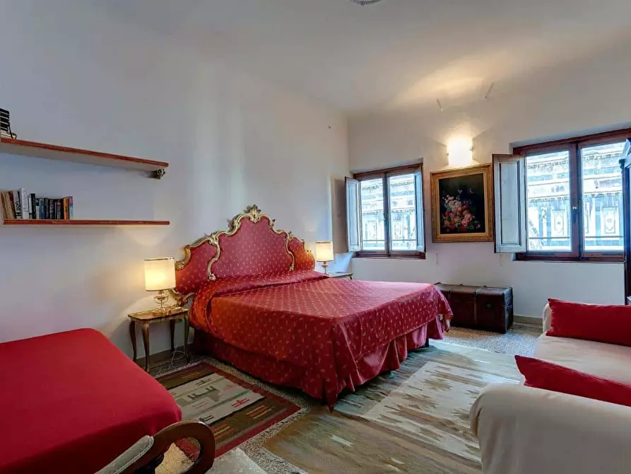 Immagine 21 di Appartamento in affitto  in Via Ricasoli1 a Firenze