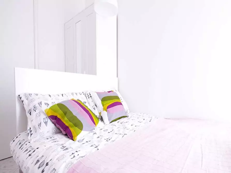 Immagine 3 di Camera in affitto  in Viale Ortles86 a Milano