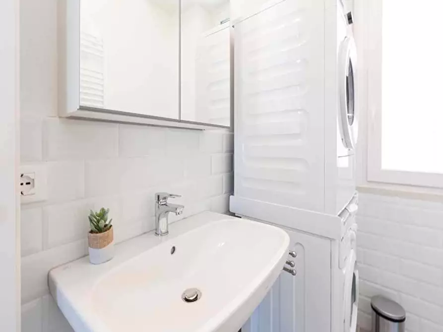 Immagine 10 di Camera in affitto  in Via Carlo Boncompagni2 a Milano