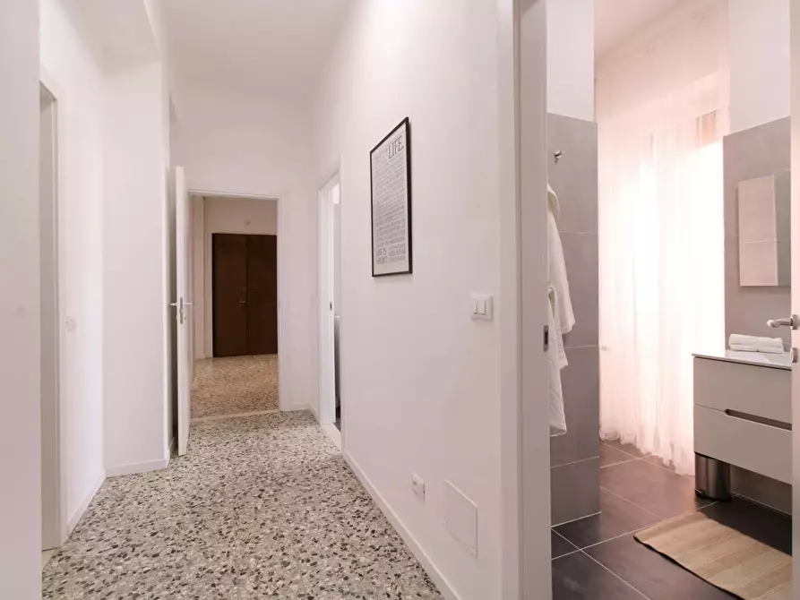 Immagine 17 di Camera in affitto  in Via XX Settembre a Brescia