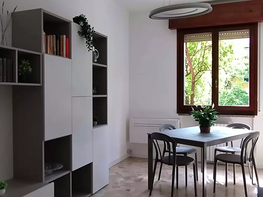 Immagine 6 di Appartamento in affitto  in Via Tavazzano a Milano