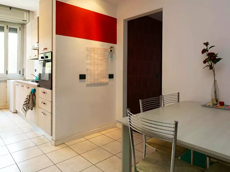 Immagine 11 di Camera in affitto  in Viale Liguria51 a Milano