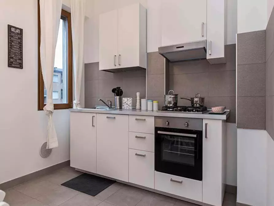 Immagine 18 di Camera in affitto  in Via Polesine33 a Milano