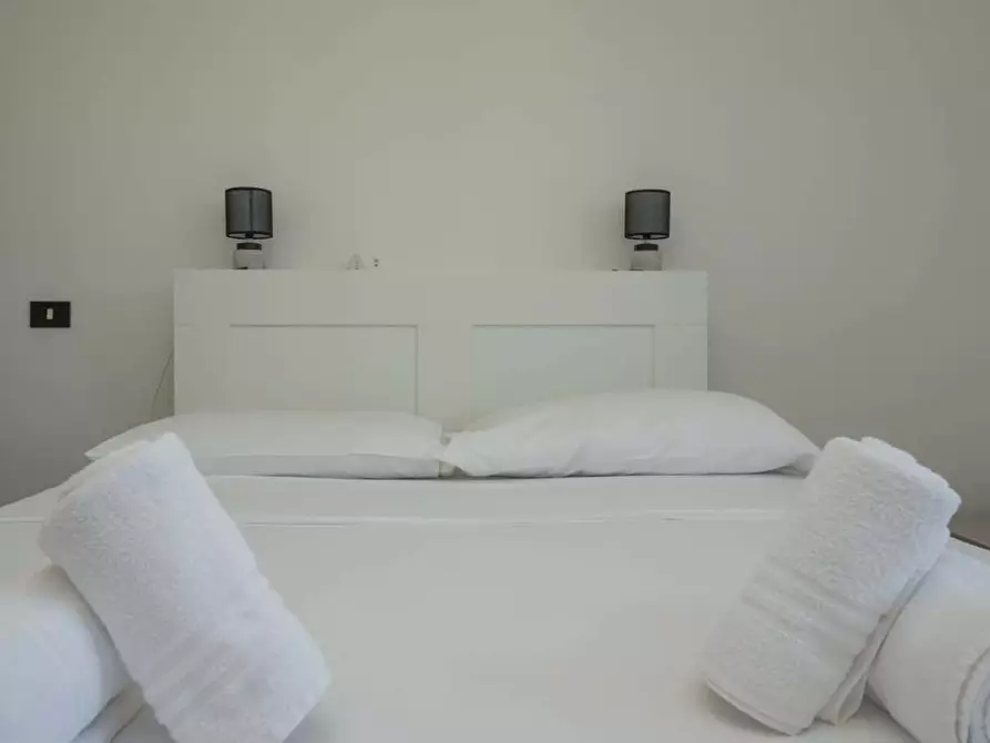 Immagine 29 di Appartamento in affitto  in Viale Omero17 a Milano