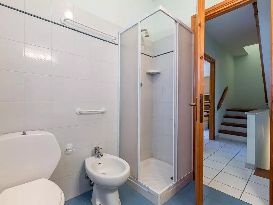 Immagine 15 di Appartamento in affitto  in Via Arezzo110 a Massa