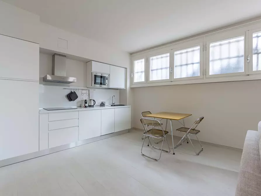 Immagine 19 di Appartamento in affitto  in Via Francesco Melzi d'Eril26 a Milano