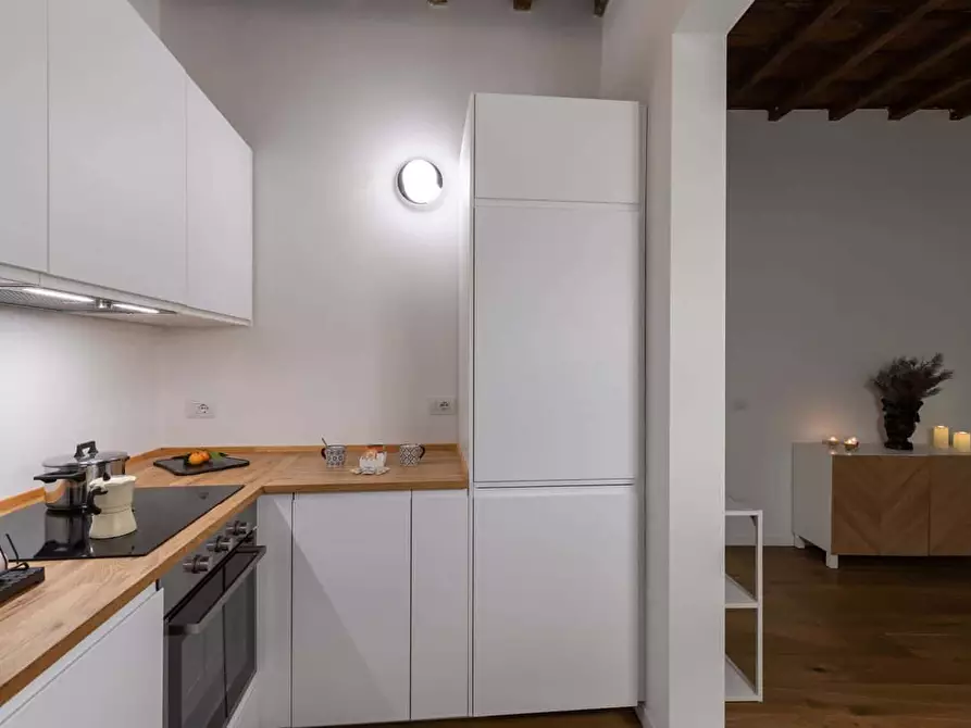 Immagine 13 di Appartamento in affitto  in Via Dante Alighieri16 a Firenze