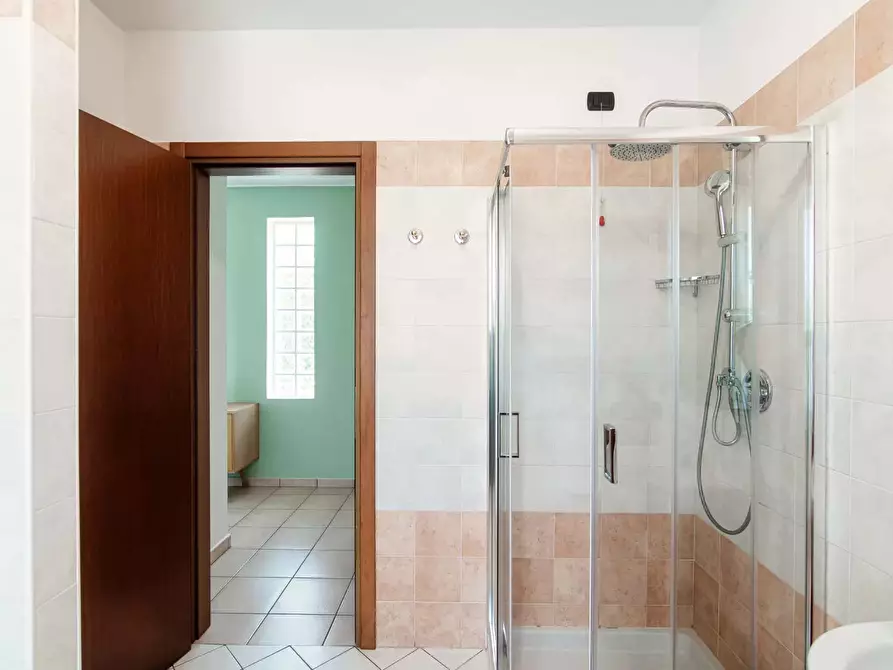 Immagine 27 di Appartamento in affitto  in Via Vittorio Emanuele II37 a Cernobbio