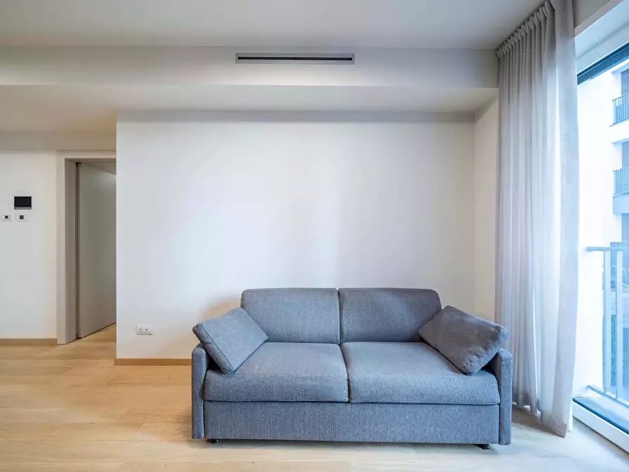 Immagine 38 di Appartamento in affitto  in Via Ciro Menotti11 a Milano